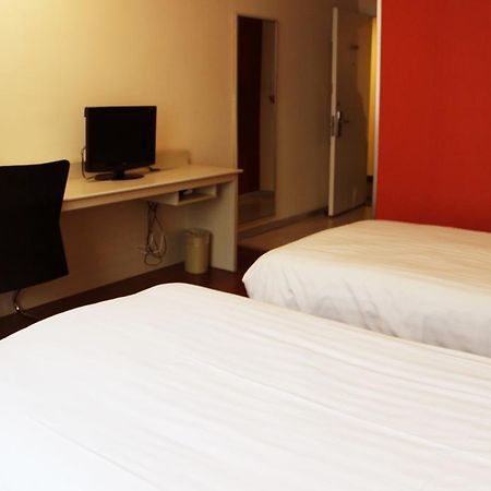 Hanting Hotel Baoji Gaoxin South Railway Station Branch Zimmer foto